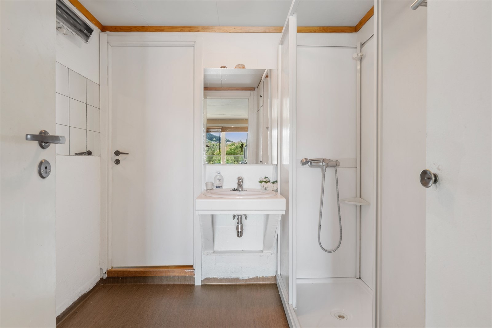 - Baderom på 4,9m² - Galleribilde