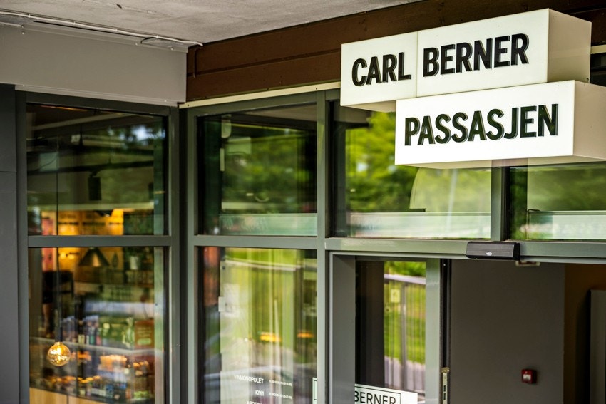 Carl Berner har et stort utvalg av butikker - og servicetilbud, kaféer og spisesteder. Galleribilde