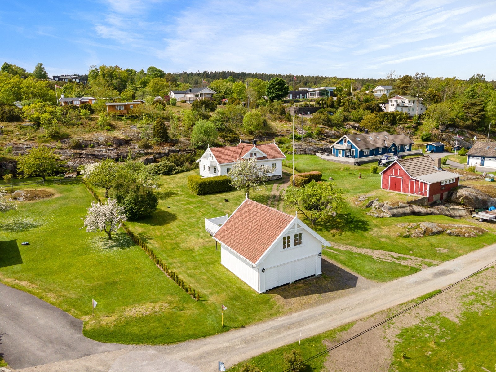 Velkommen til denne flotte eiendommen beliggende på den populære øyen Tjøme like utenfor Tønsberg! Galleribilde