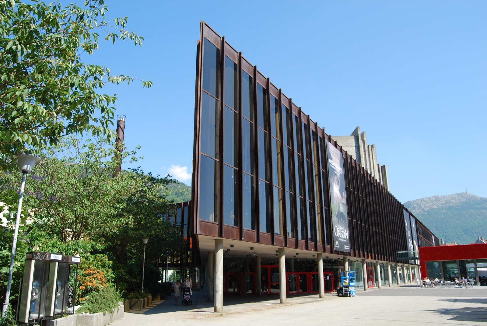 Fra leiligheten er det kort vei til kulturelle begivenheter og konserter. Galleribilde