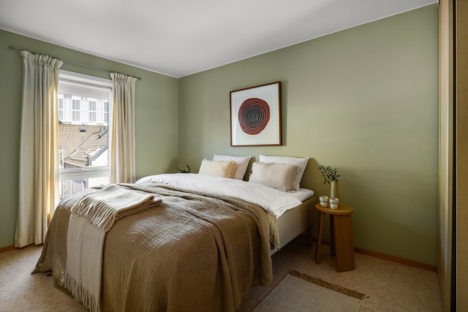 Leilighetens andre soverom er på 12,7 kvm. Galleribilde