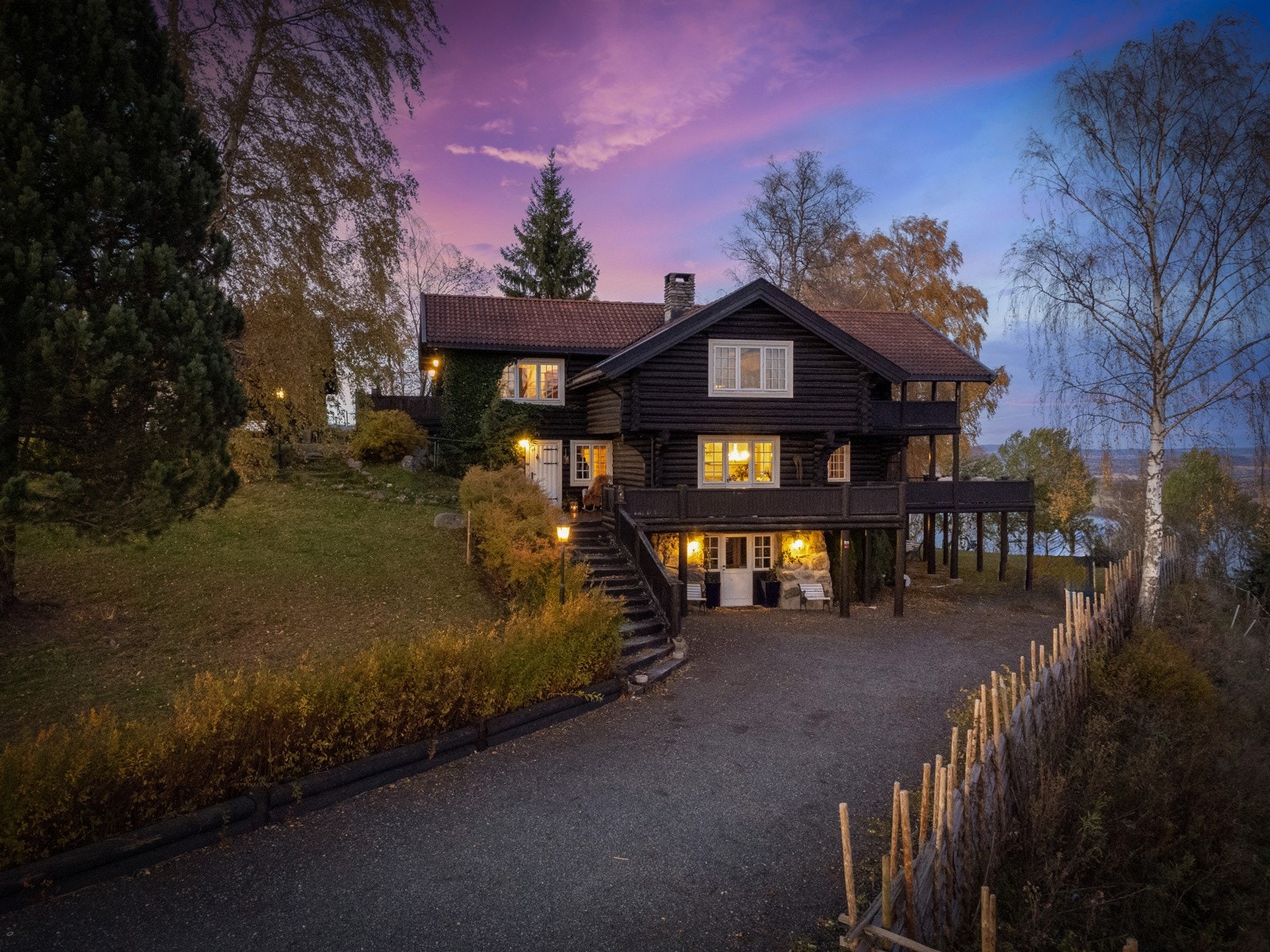 Vi selger den ikoniske Mjøenshytta - en unik mulighet ved Tranbergtoppen! Galleribilde