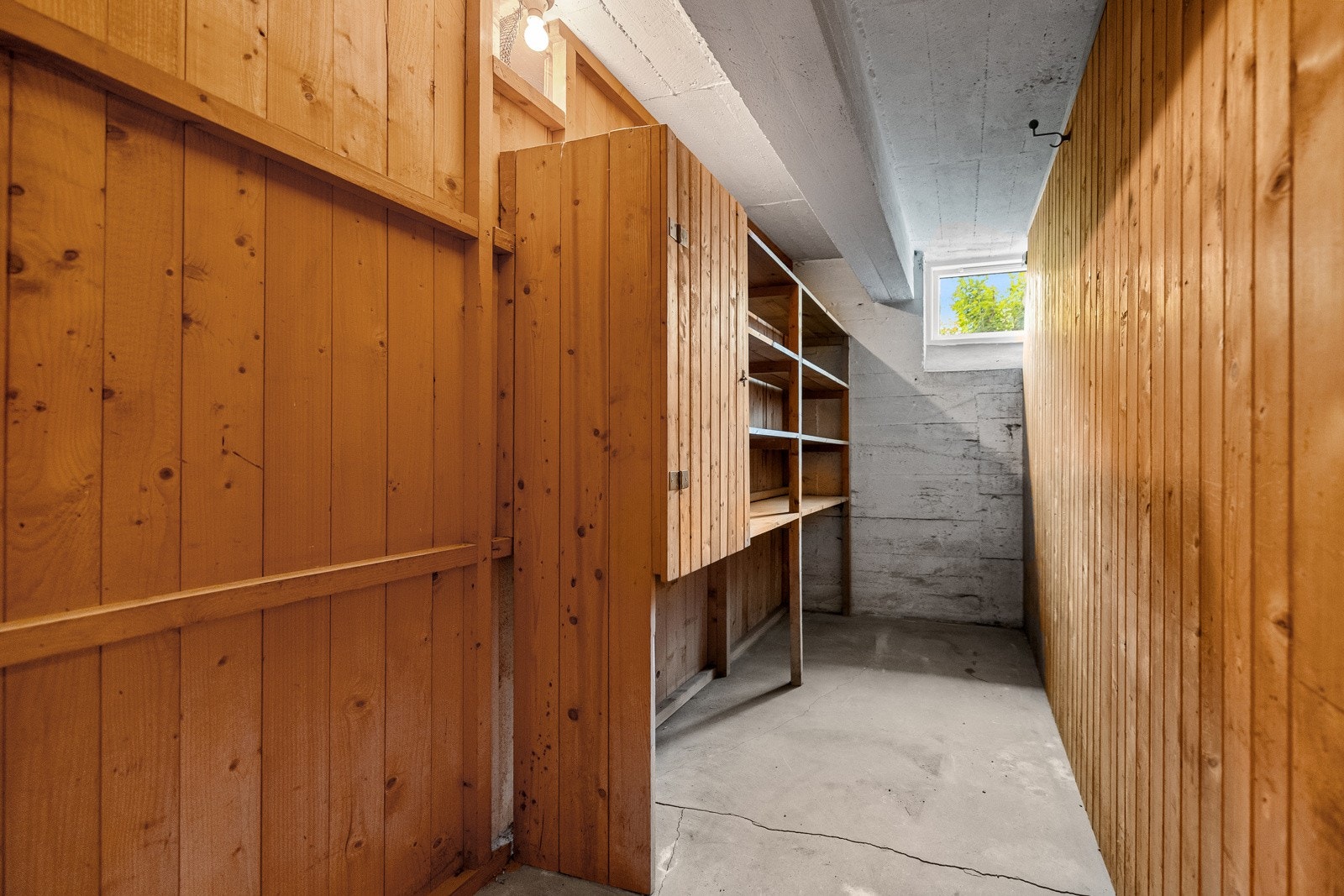 Kjellerbod Galleribilde