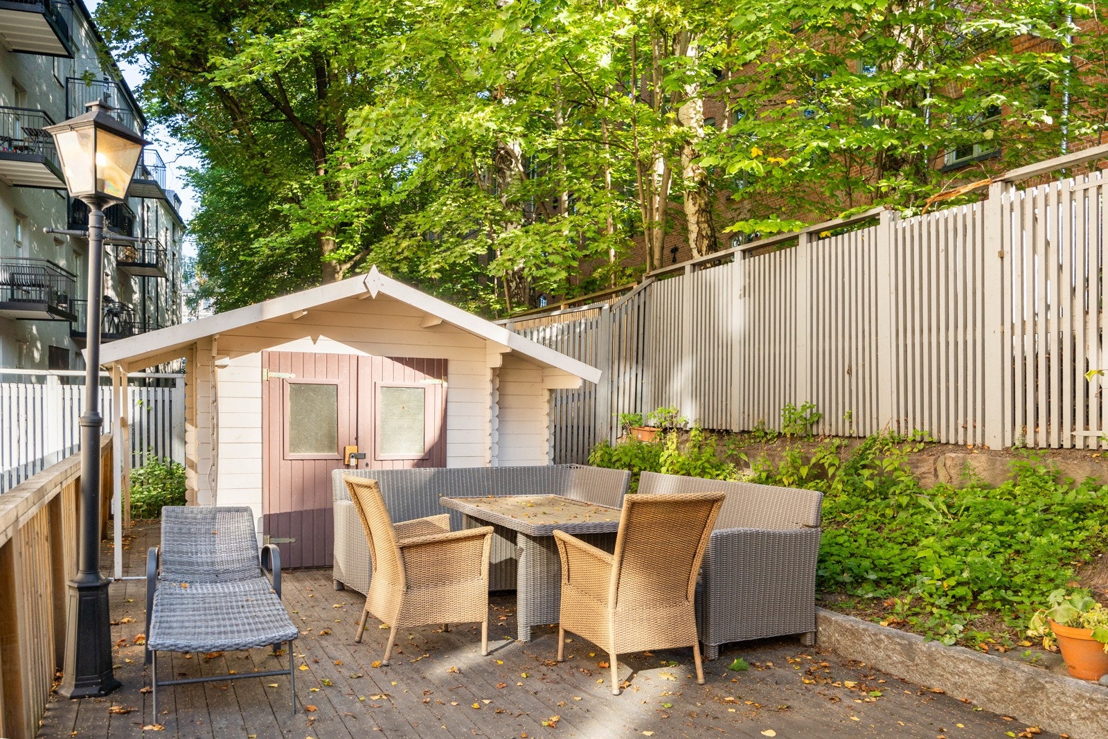 Felles opparbeidet bakgård. Galleribilde