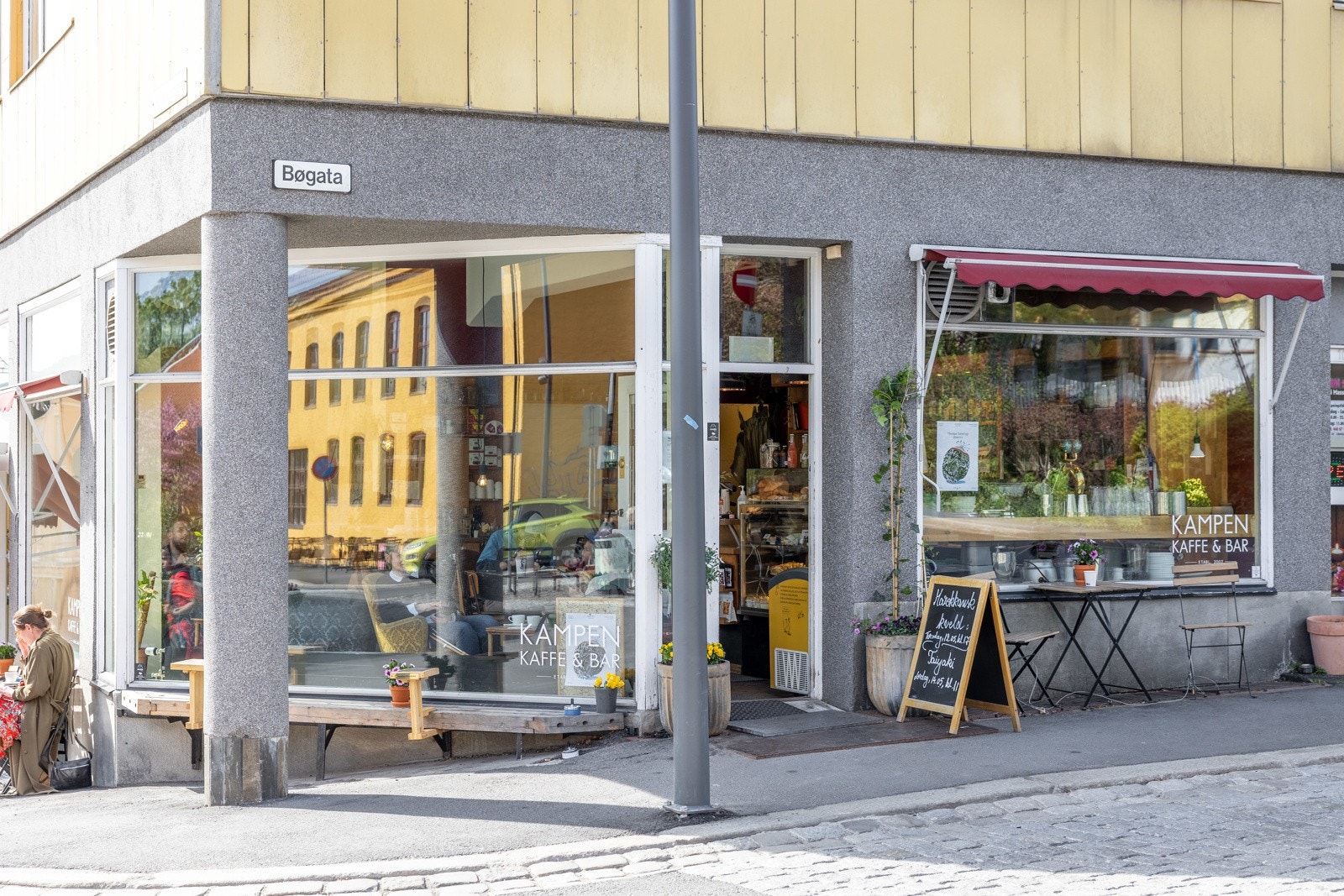 Kampen Kaffe & Bar - Kafe og vinbar. Galleribilde