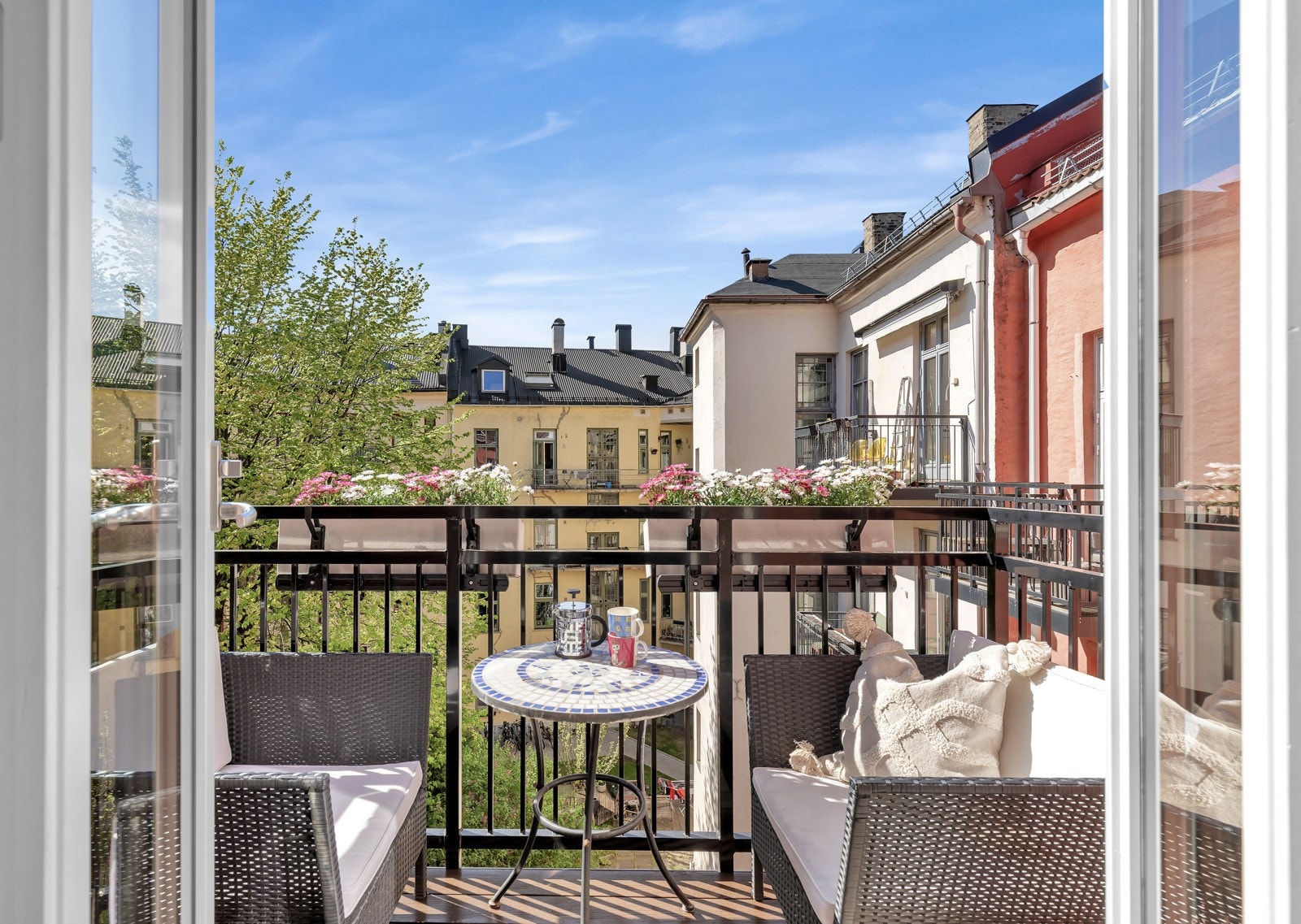 To-fløyet balkongdør satt inn i 2016. Galleribilde