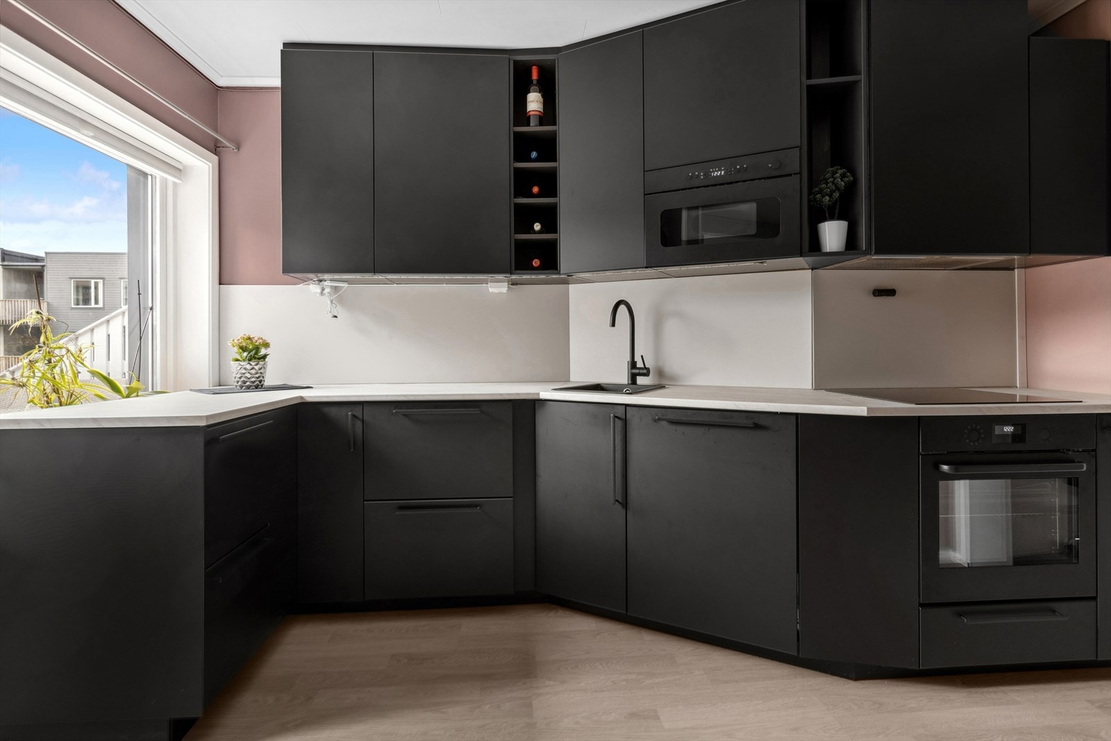 Ny, stilfull innredning fra IKEA ble montert i 2022. Galleribilde