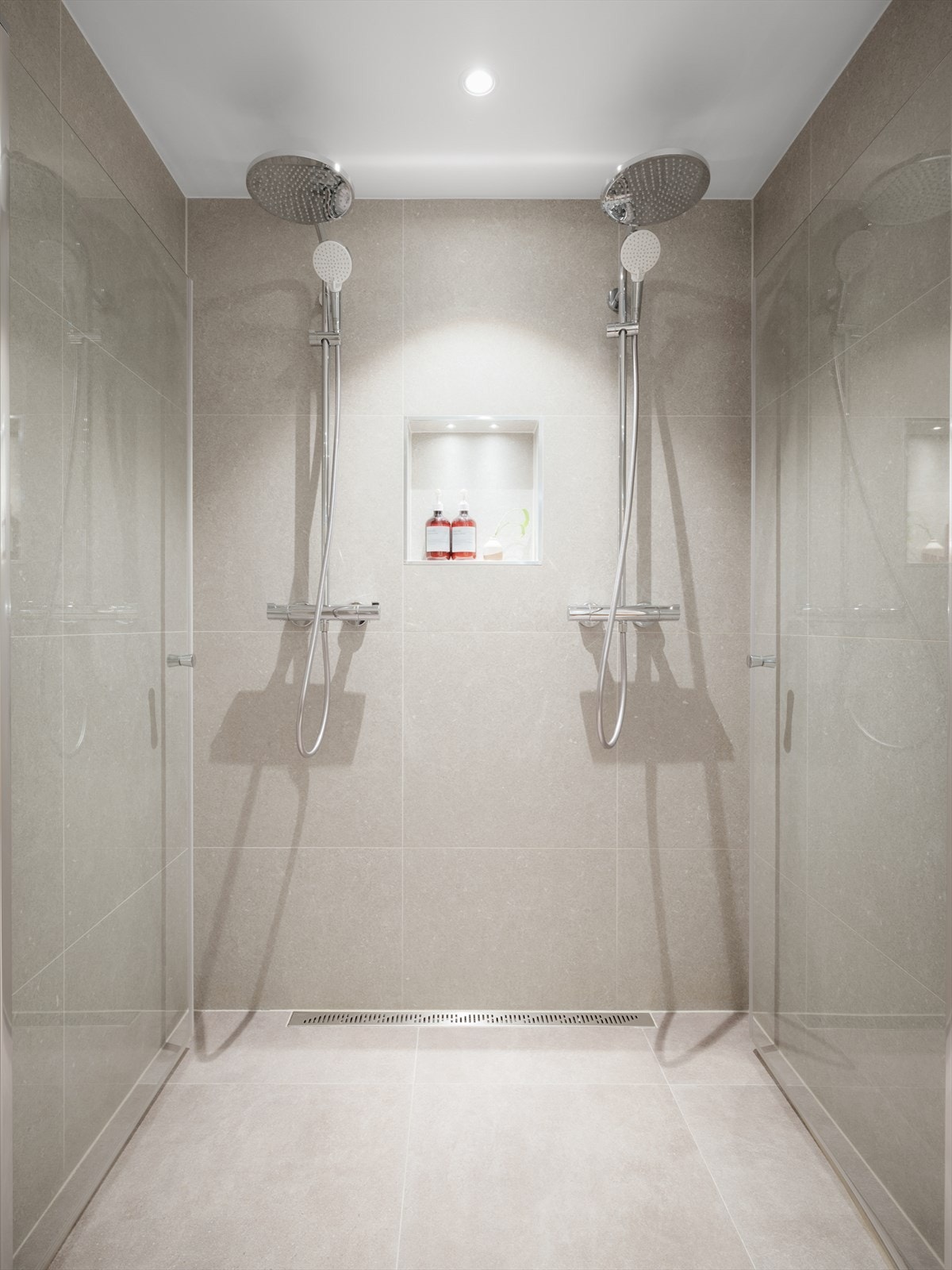 Dobbel rainshower gir deg en deilig spa-følelse på eget bad. Galleribilde