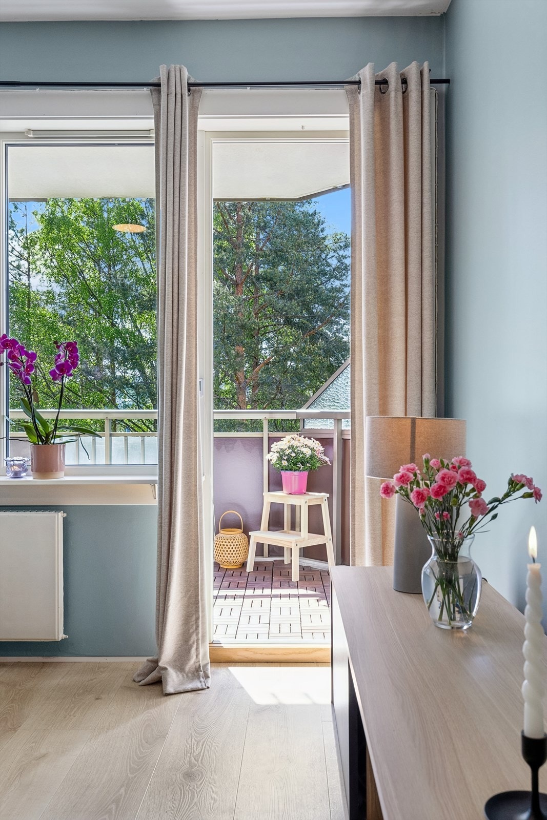 Utgang til balkong Galleribilde