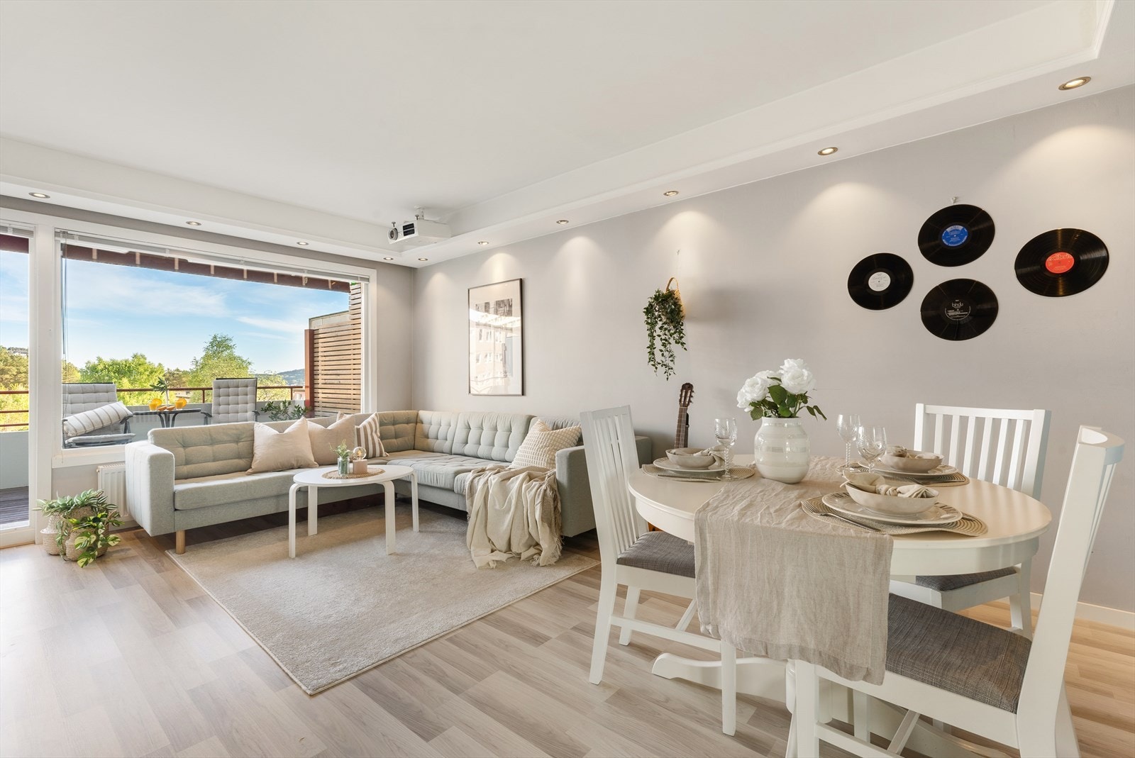 - Merk downlights i himling - Galleribilde