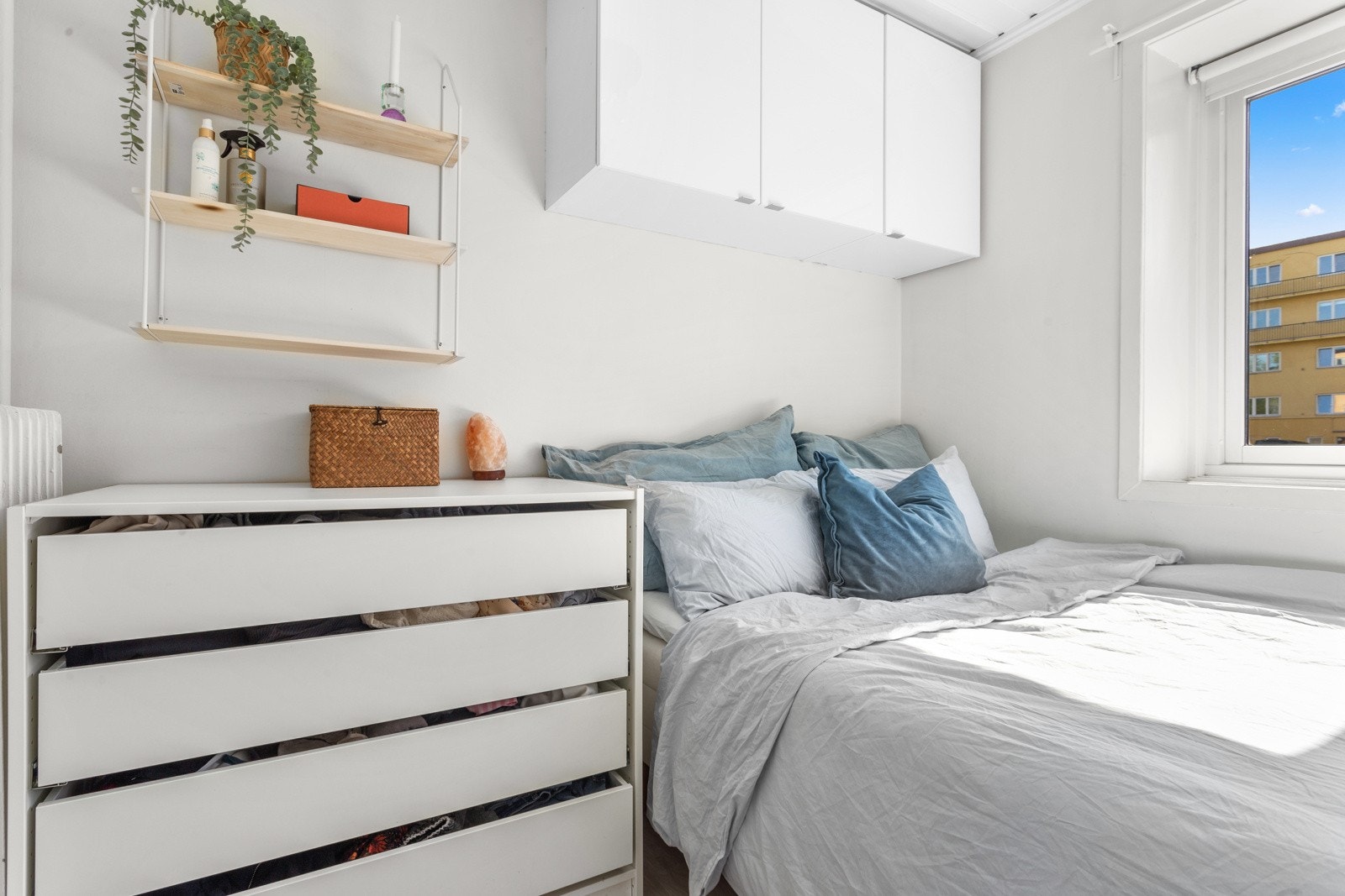 Mulighet for å sette inn garerobeskap om ønskelig. Galleribilde