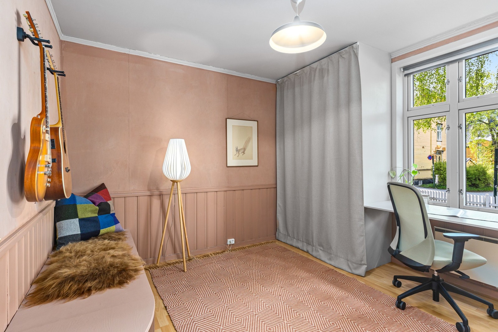 Soverom/kontor. Galleribilde