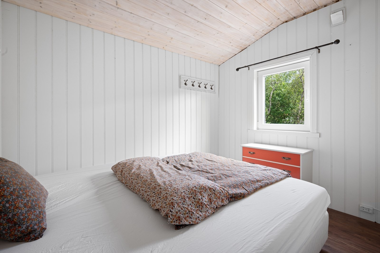 Begge rommene er lyse og romslige. Galleribilde