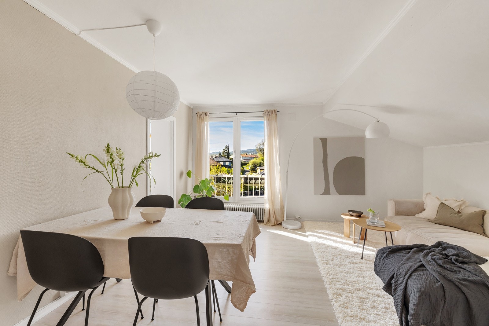 Velkommen til Tåsen og denne toppleiligheten i Christophers vei 4- Presentert av Karoline Dovland i Eie. Galleribilde