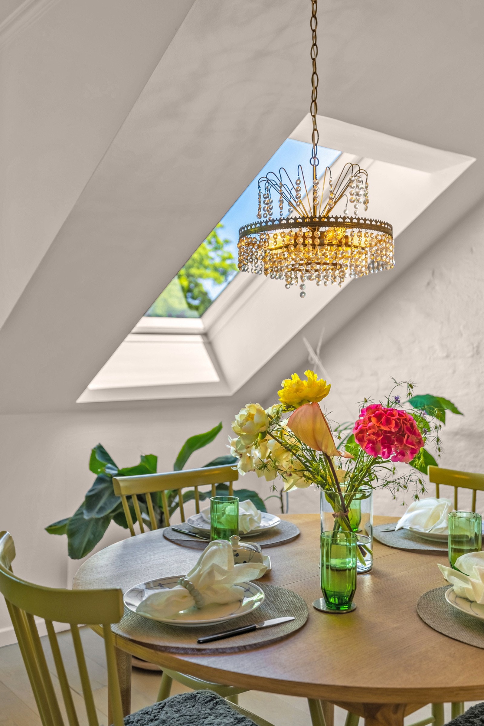 Leiligheten er omfattende oppusset i 17/18 | Samle familie og venner til hyggelige måltider Galleribilde