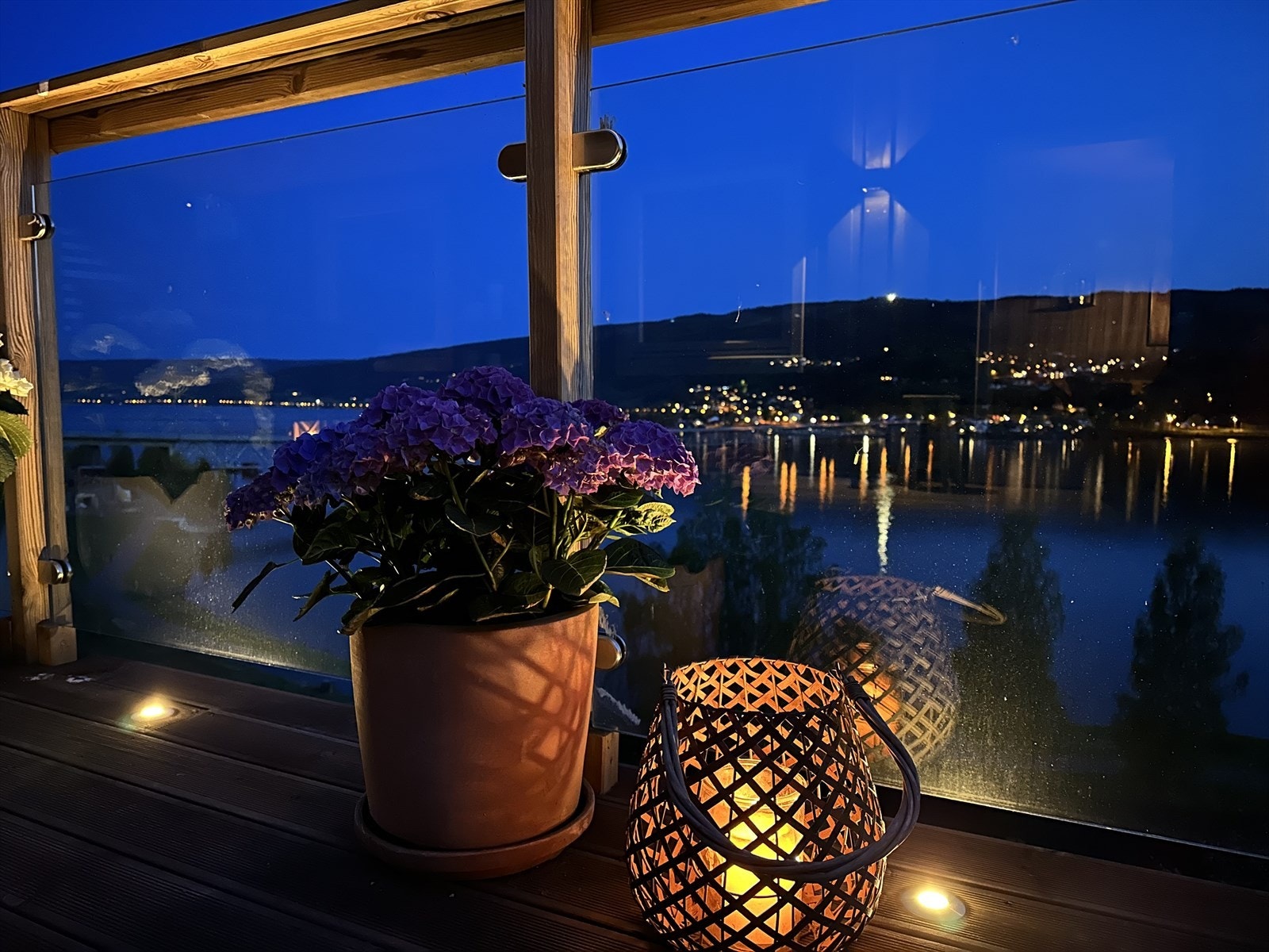 Terrassen ble renovert i 2020 Galleribilde