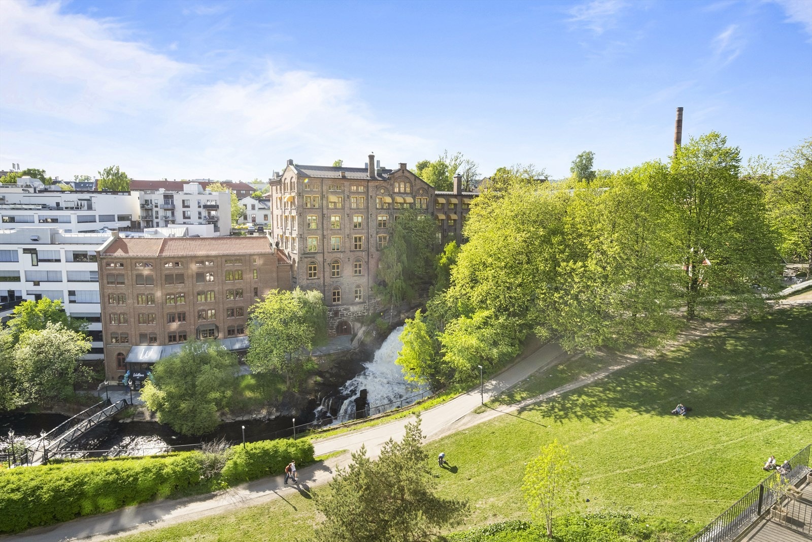 Leiligheten har en svært god intern beliggenhet i bygget og vender mot Akerselva Galleribilde