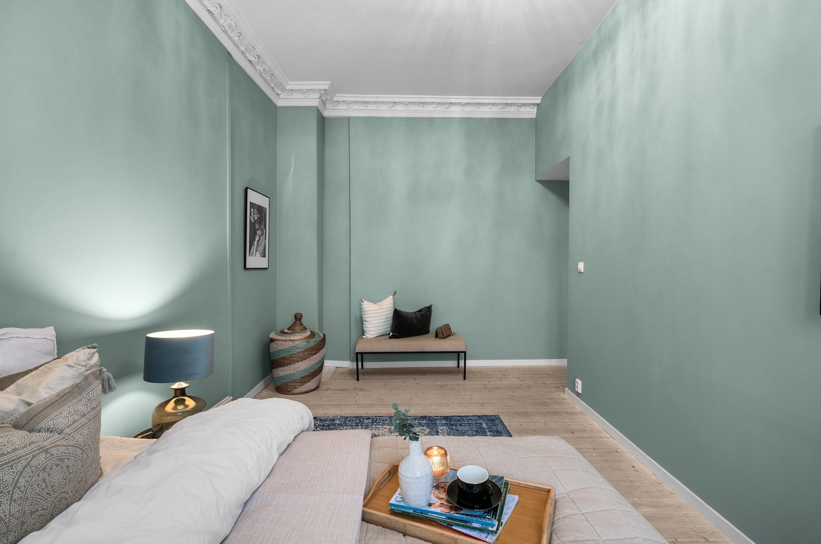 Romslig soverom med eksklusivt preg og god atmofære. Galleribilde