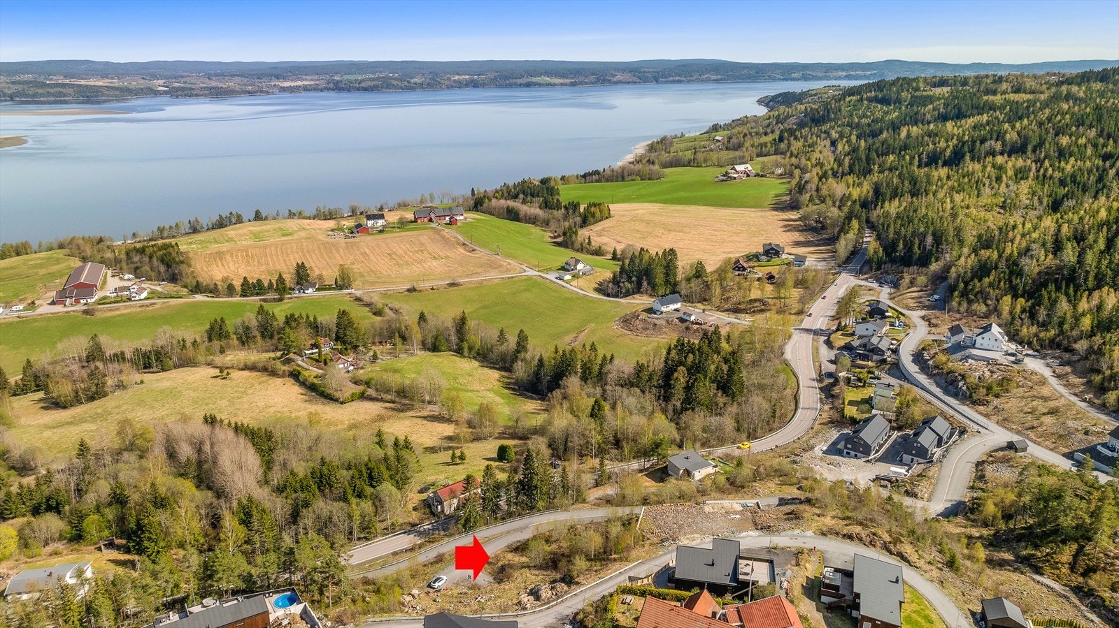 Dette er en meget attraktiv tomt beliggende på Nordby i Rælingen kommune. Galleribilde