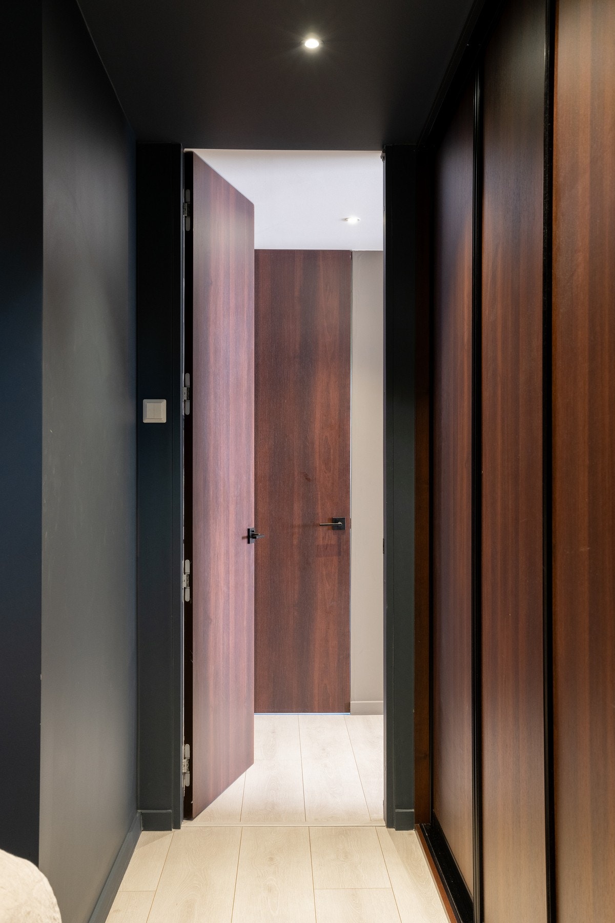 Det er montert downlights i himlingen i alle rom. Galleribilde