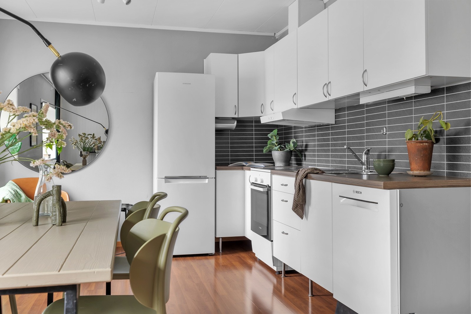 Kjøkkenet er praktisk Galleribilde