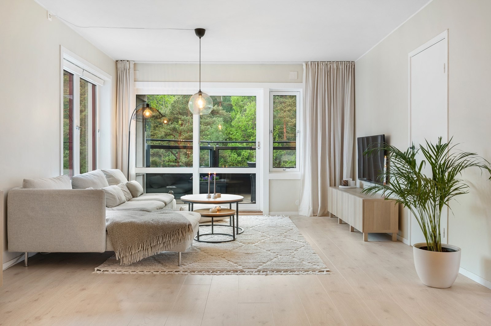 Velkommen til Løvåsveien 80! En flott leilighet med en populær og sentral beliggenhet i Fyllingsdalen. Galleribilde