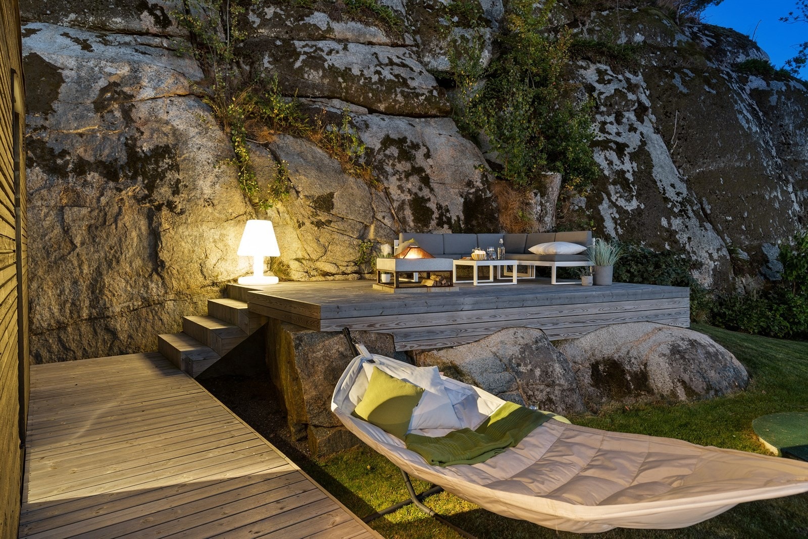 Her er det mange "soner" der man kan følge all deilig sommersol Galleribilde