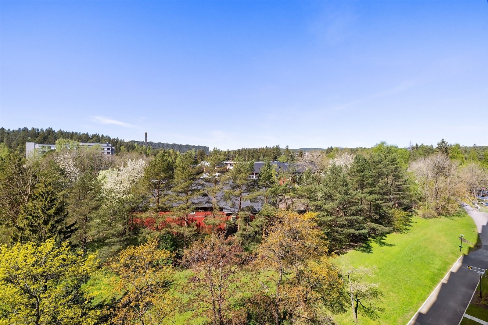 Velkommen til Ammerudhellinga 74 - Presentert av Krogsveen ved Jan Robert Ottesen! Galleribilde