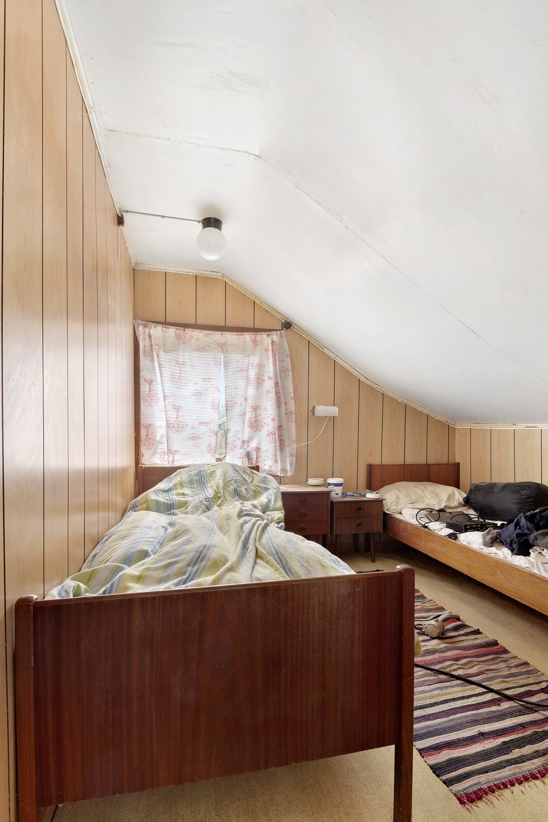 Et litt mindre soverom som fint kan brukes til f.eks. gjesterom, eller til kontor. Galleribilde