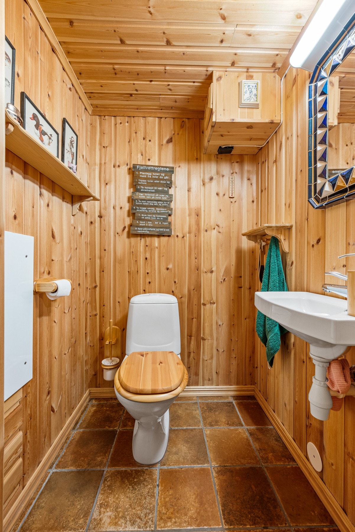 Toalett kjelleretasje Galleribilde