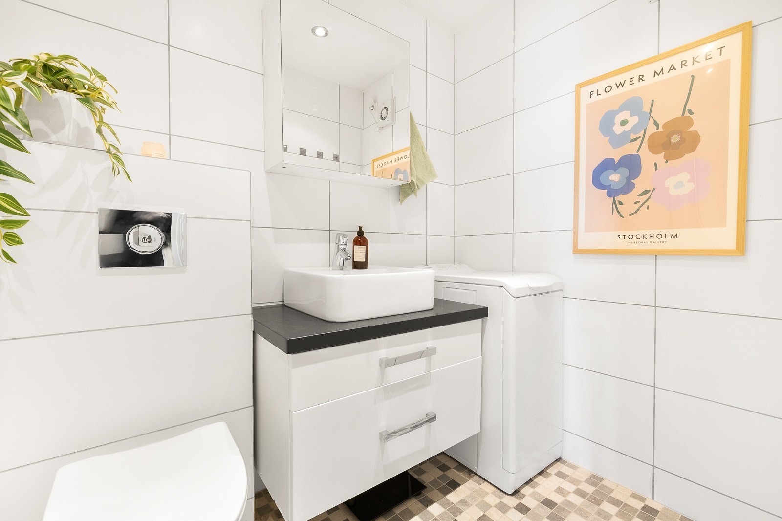 Badet ble pusset opp i 2010 i tidløse fargevalg Galleribilde