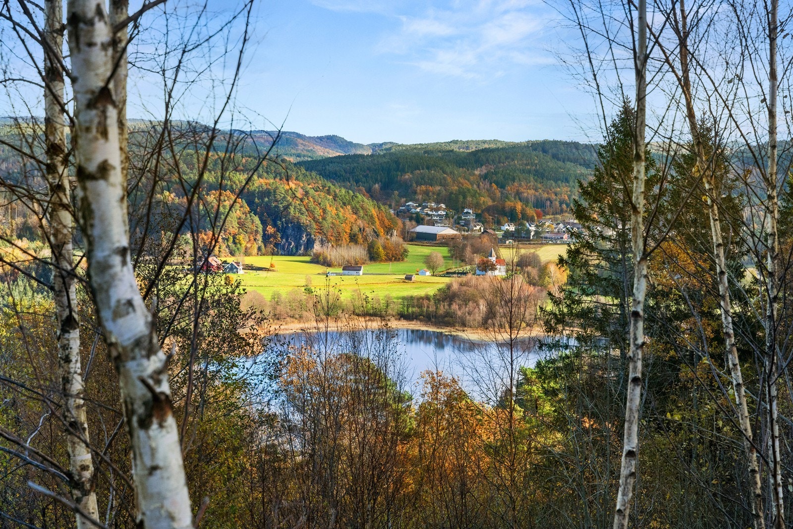 2 frittliggende, separate boligtomter uten byggeklausul i kort kjøreavstand fra Holum. Galleribilde