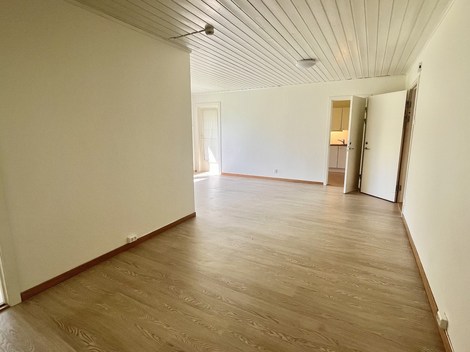 En lys og trivelig 2-roms hybel i Sandvika til leie. Galleribilde