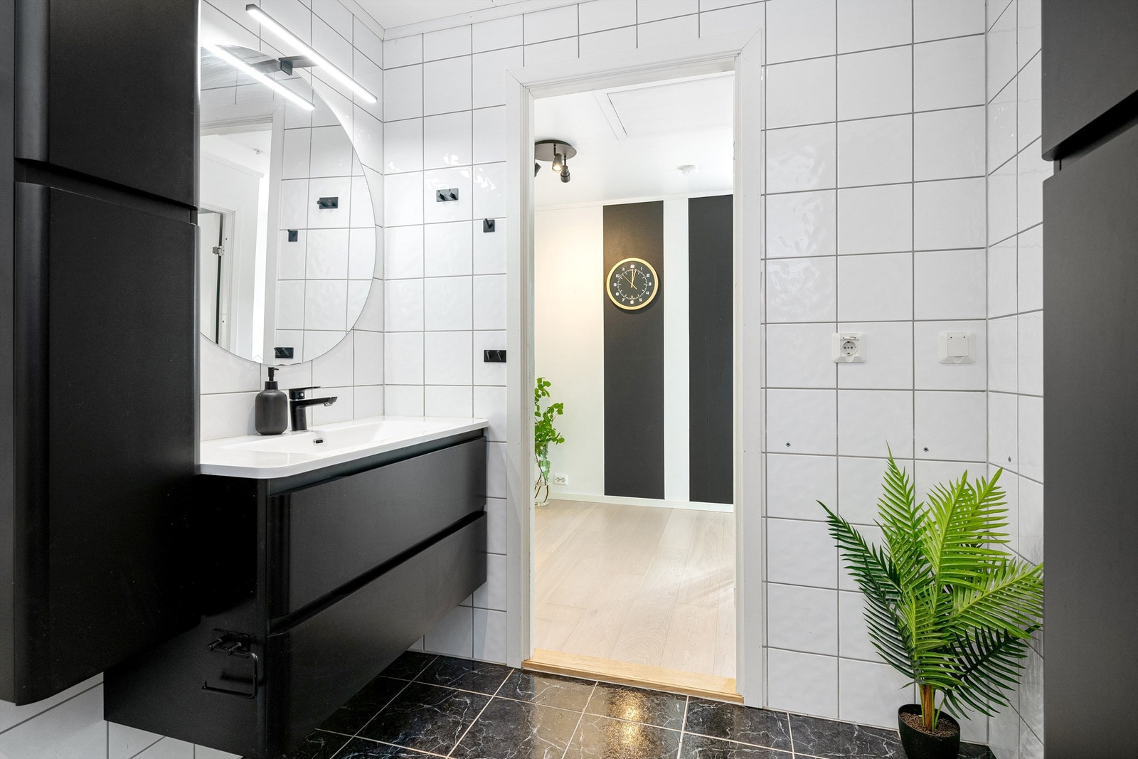 Baderomsinnredning fra 2021 Galleribilde