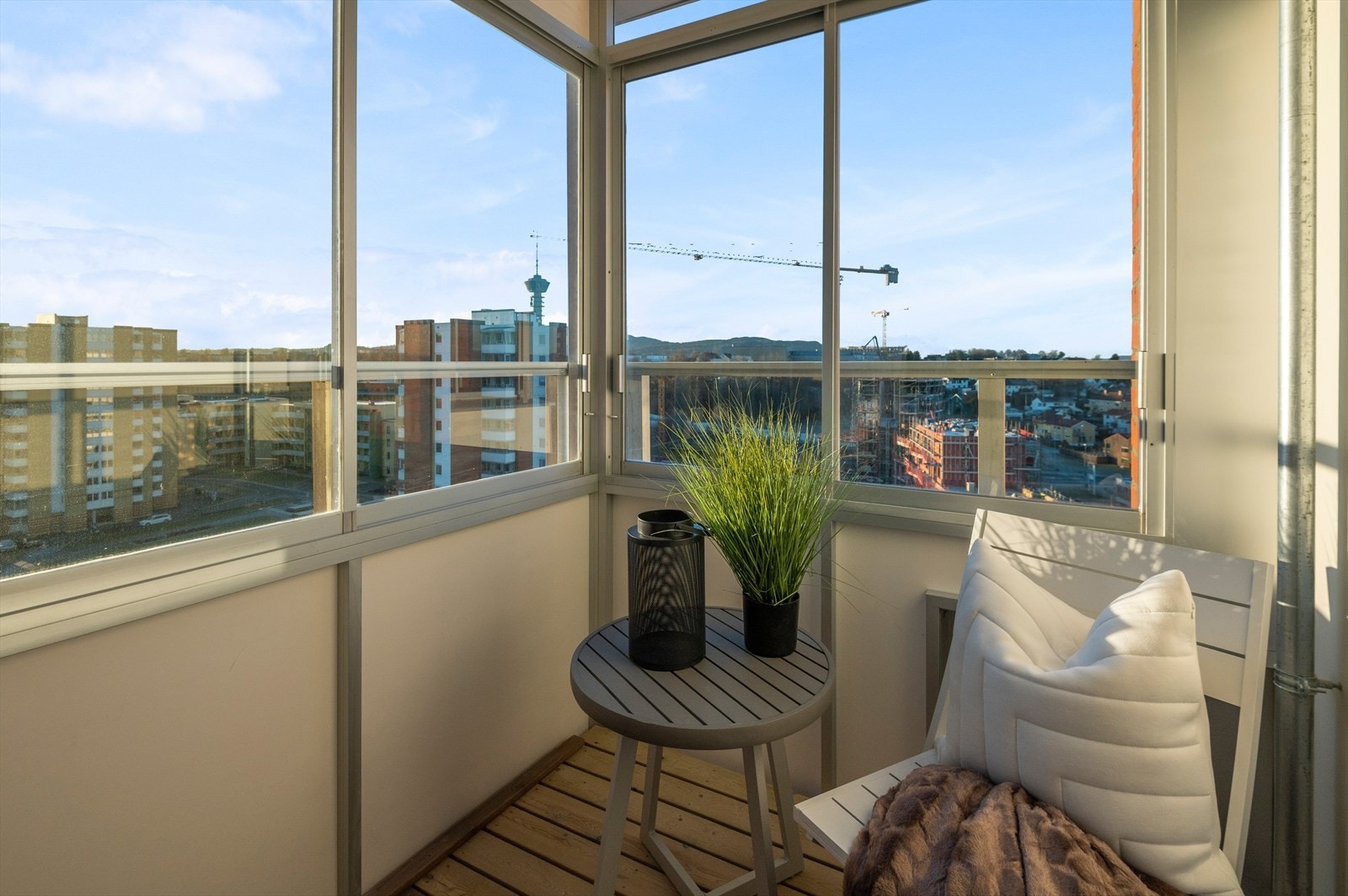 Videre får du to innglasset balkonger på hhv. 6 og 3,5m². Galleribilde