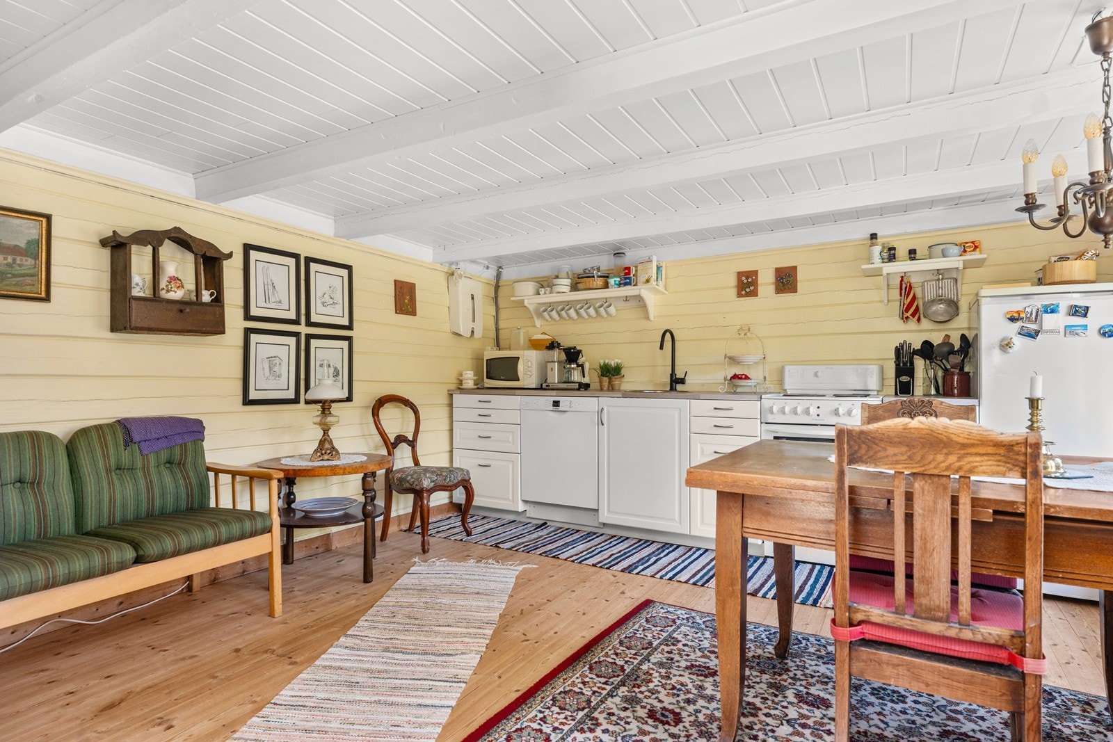 God plass til spisebord. Galleribilde