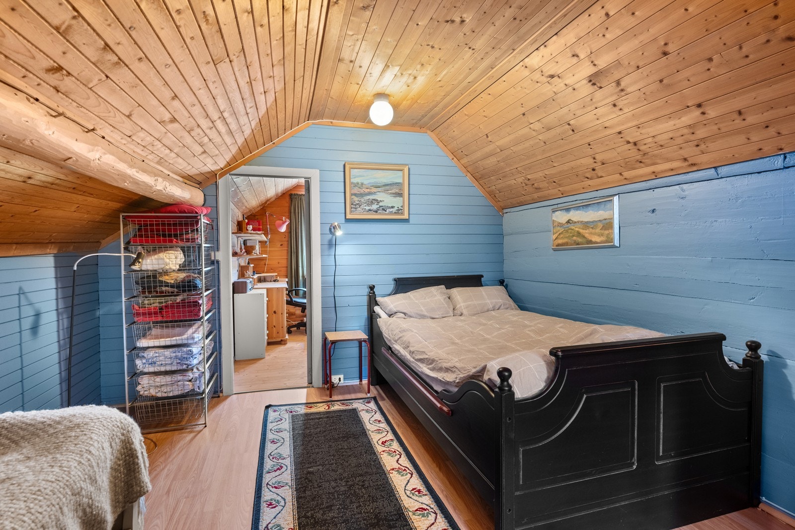 Soverom/ mellomrom. Galleribilde