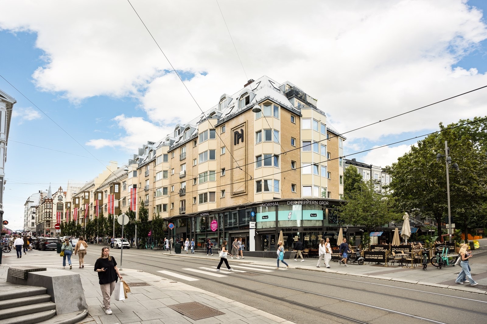 Noen få hundre meter unna boligen ligger populære Bogstadveien. Her bor du sentralt, men samtidig stille og rolig. Galleribilde