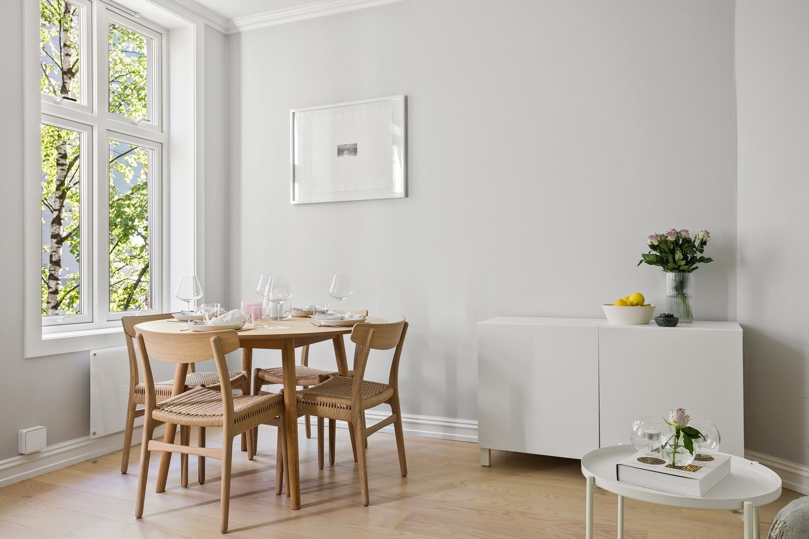 Velkommen til Rosenborggata 12- En pen og arealeffektiv 2-roms andelsleilighet med en rolig og skjermet beliggenhet, rett ved populære Bogstadveien! Galleribilde