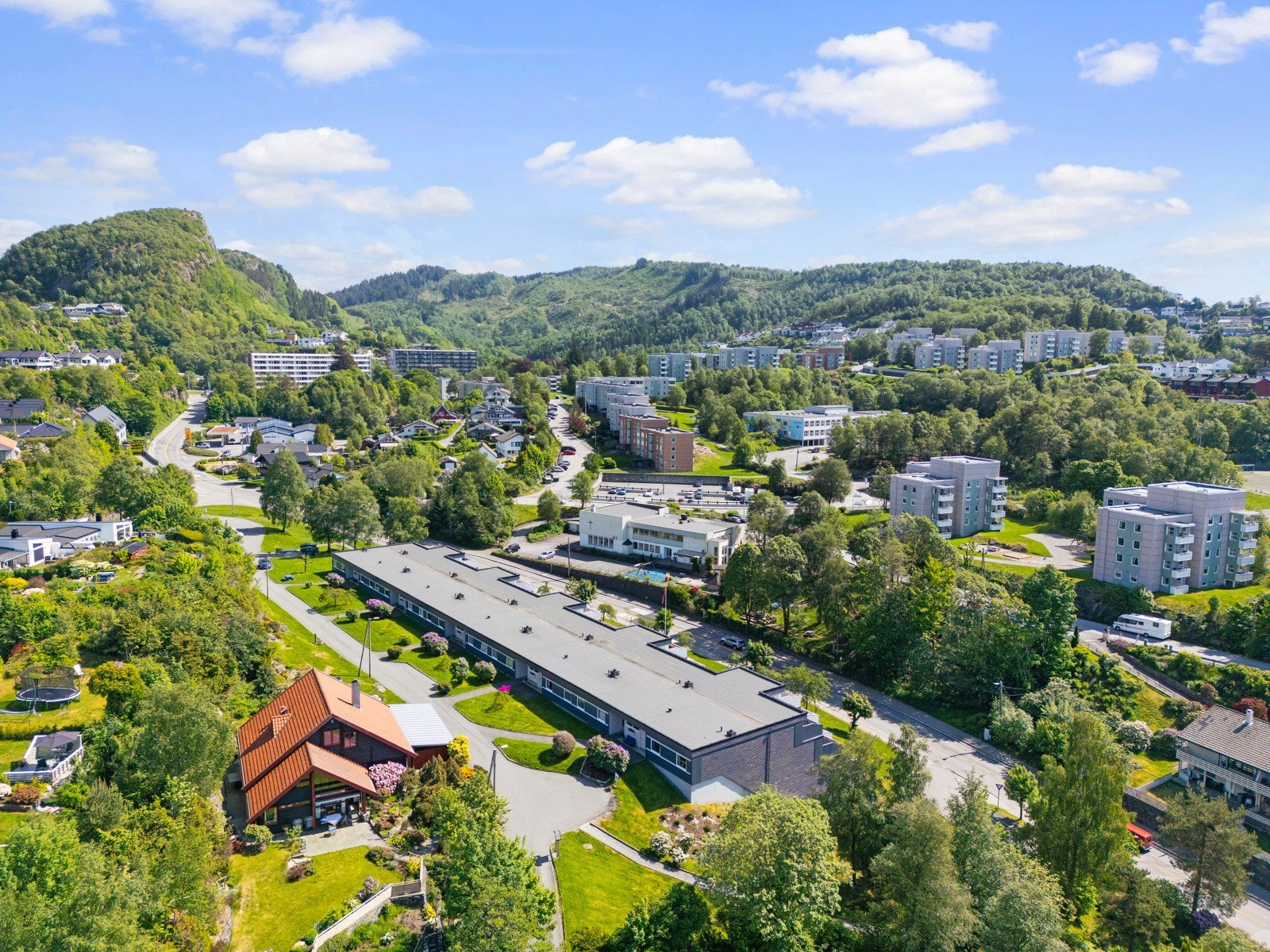 Borettslaget ligger pent og sentralt. Galleribilde