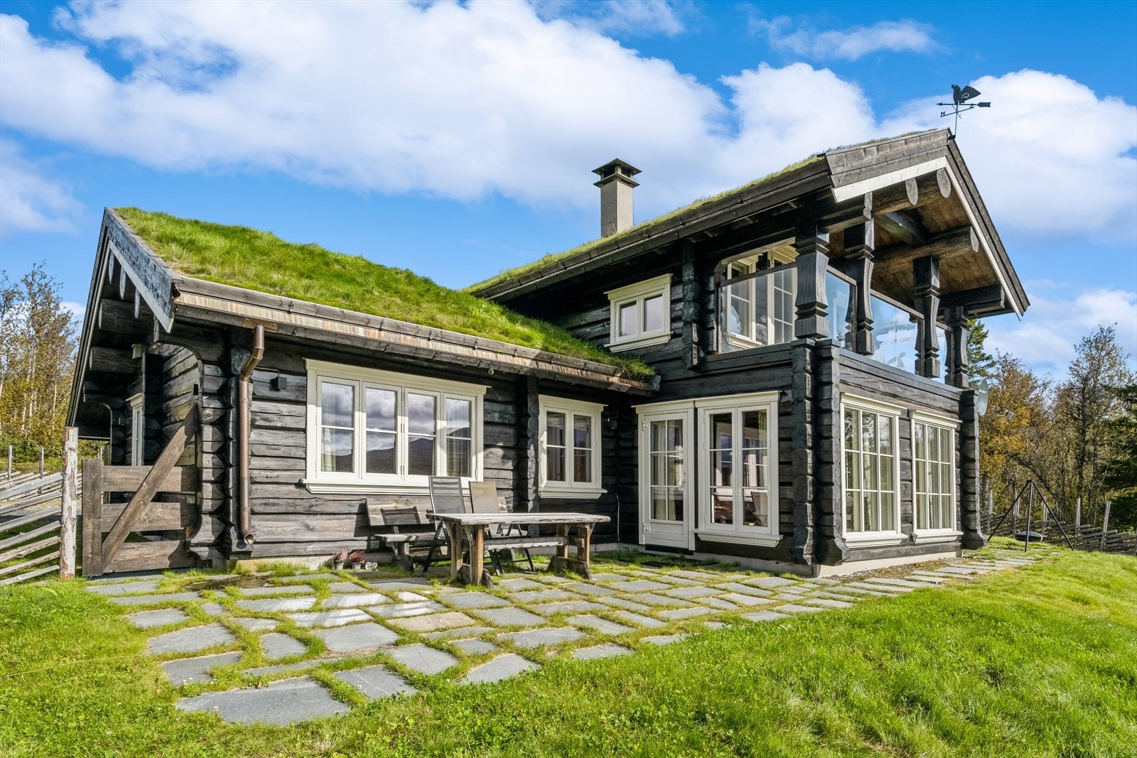 Fritidsbolig i tømmer fra 2015. Galleribilde