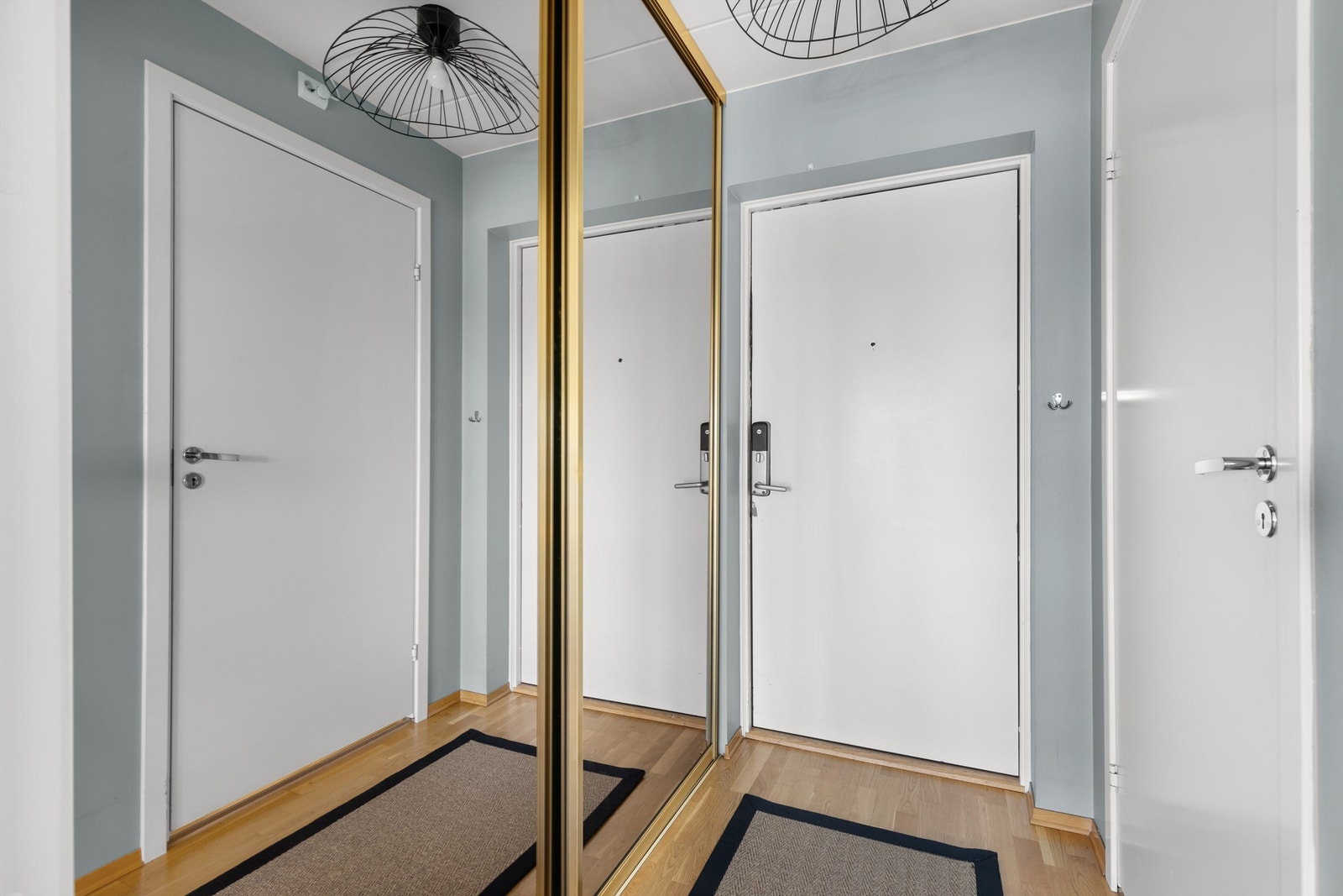 Takk for besøket! Vi avslutter med en rask tur i nærområdet. Galleribilde