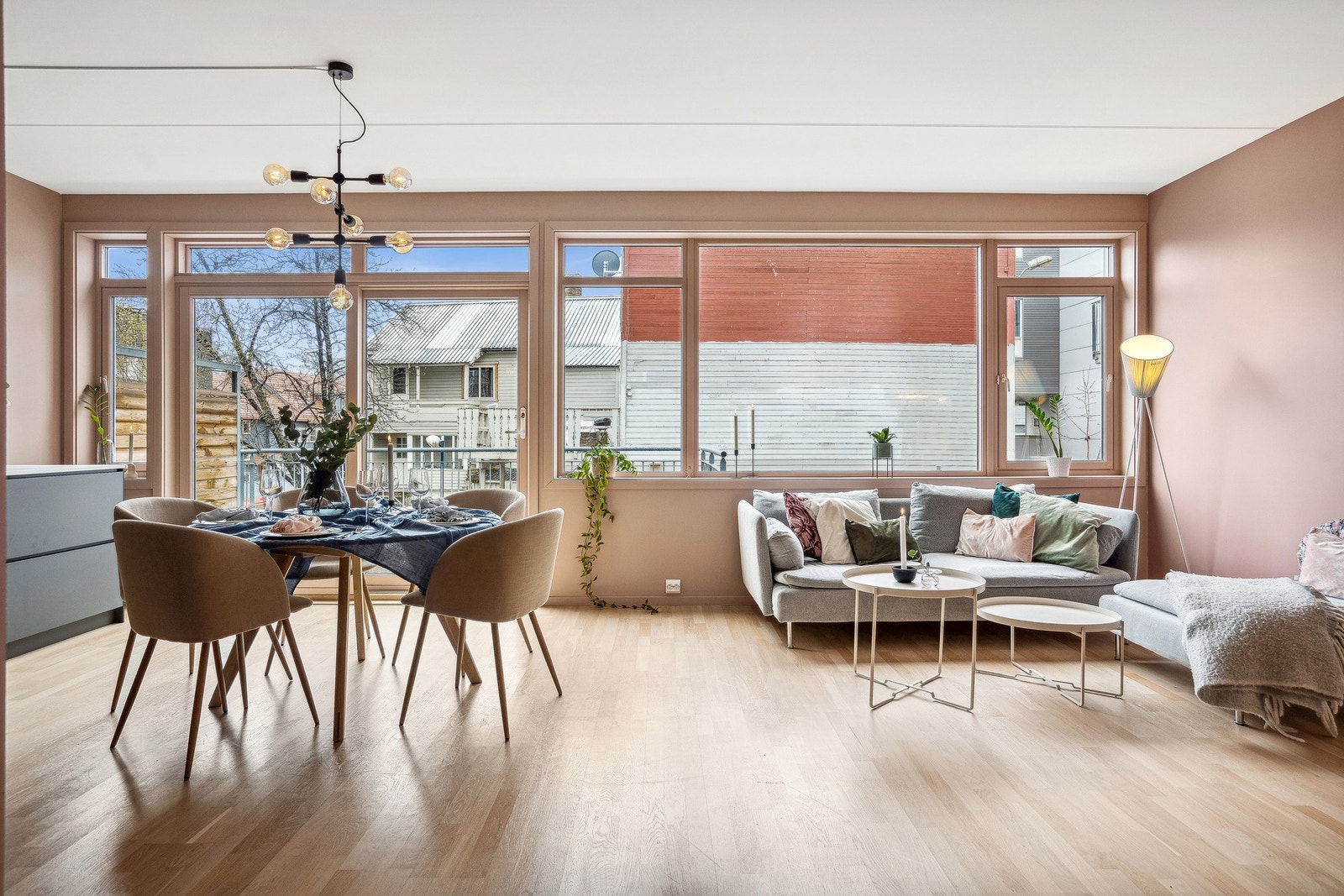 Vindusflatene er prikken over i`en. Galleribilde