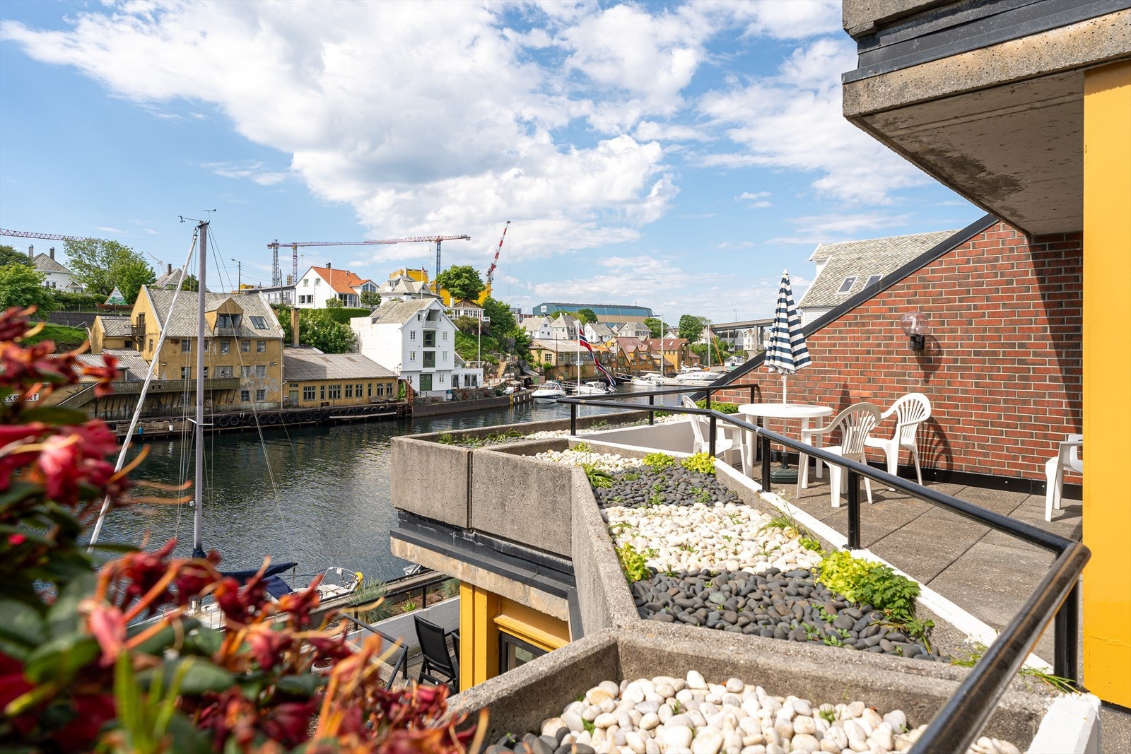 Utsikt i retning nord-vest Galleribilde