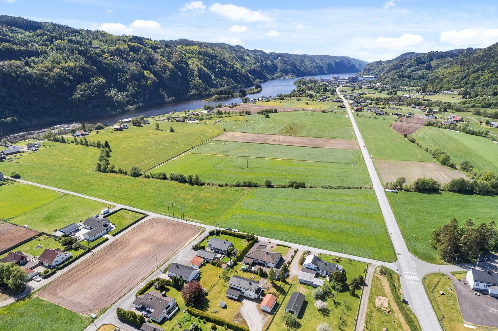 Flott beliggenhet midt på Øyesletta! Galleribilde