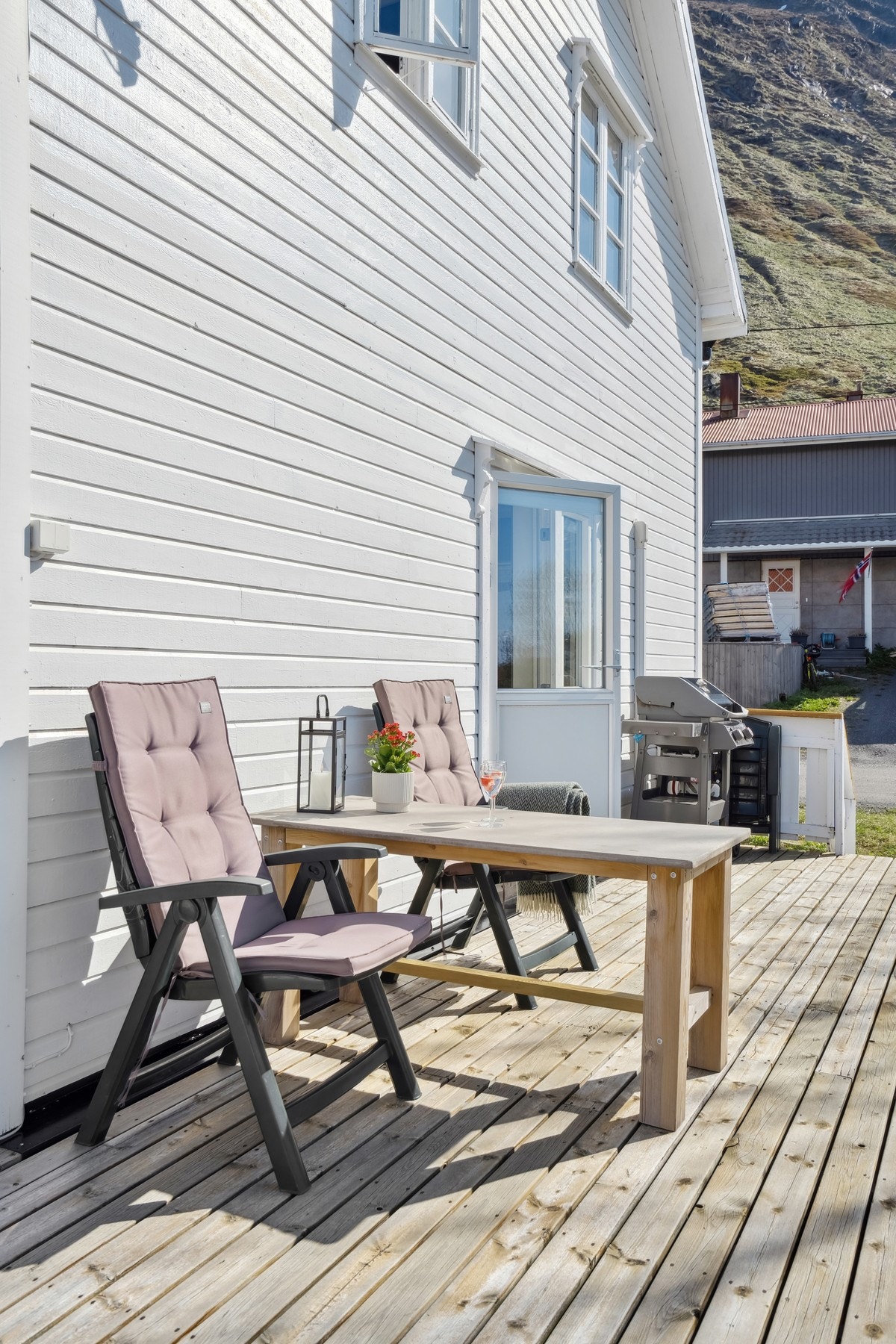 Solrikt på verandaen Galleribilde