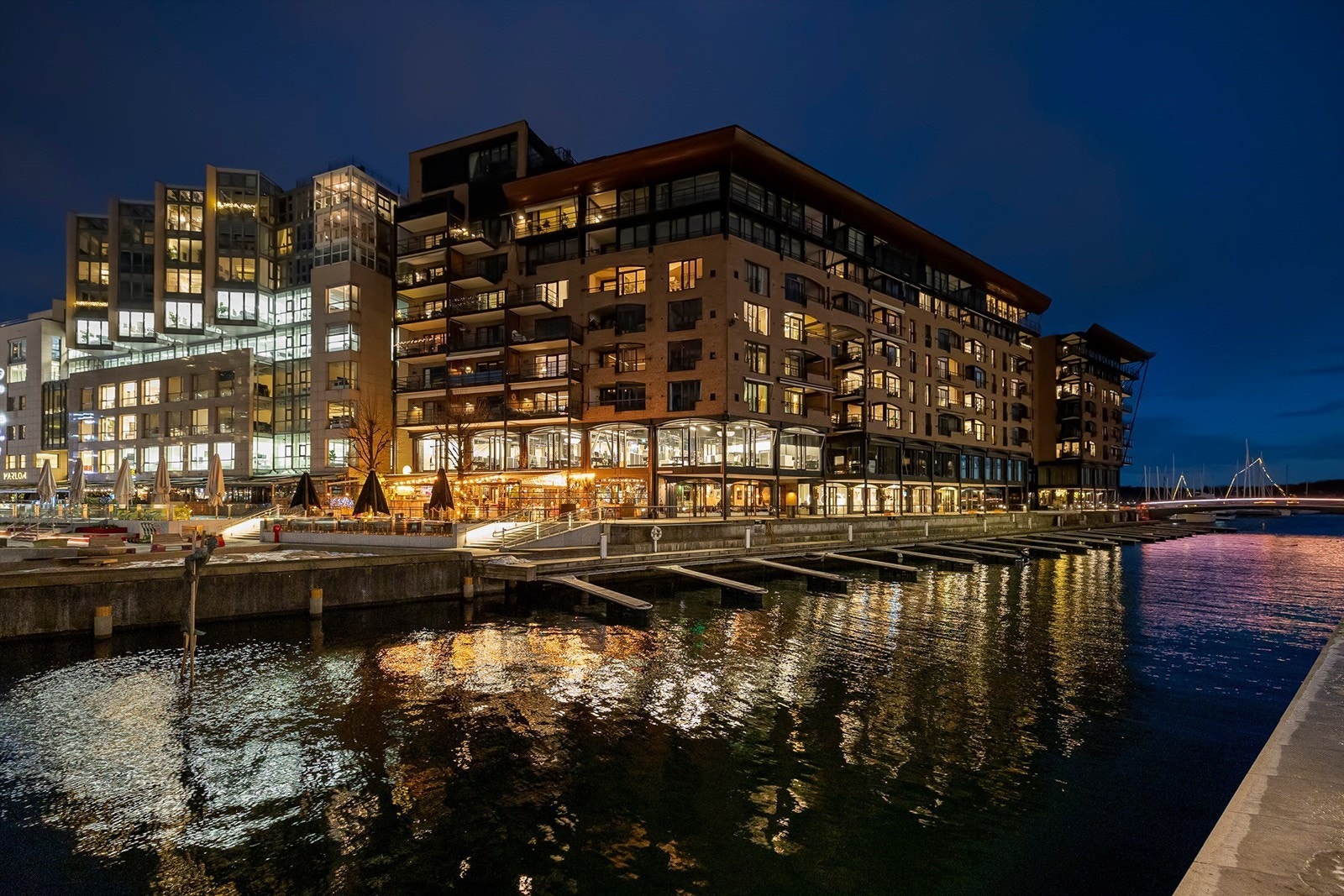 Sameiet Stranden ligger ytterst på Aker Brygge. Galleribilde