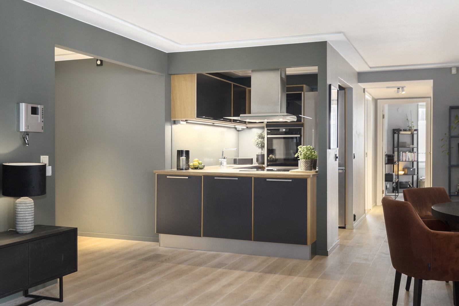 Delvis åpen kjøkkenløsning. Galleribilde