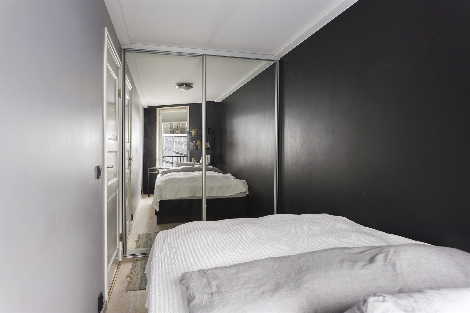 Soverom 1 av 2. Galleribilde