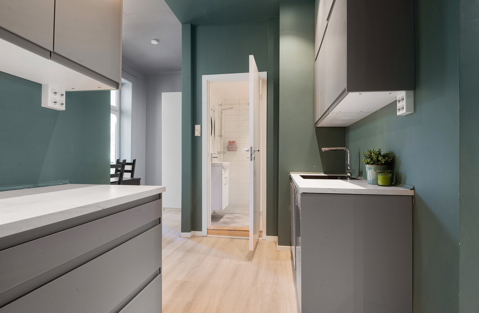 Kjøkken. Galleribilde